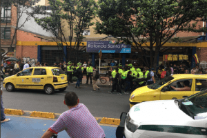 En video: patrullera se enfrentó a ladrones y frustró asalto en el centro de Bogotá
