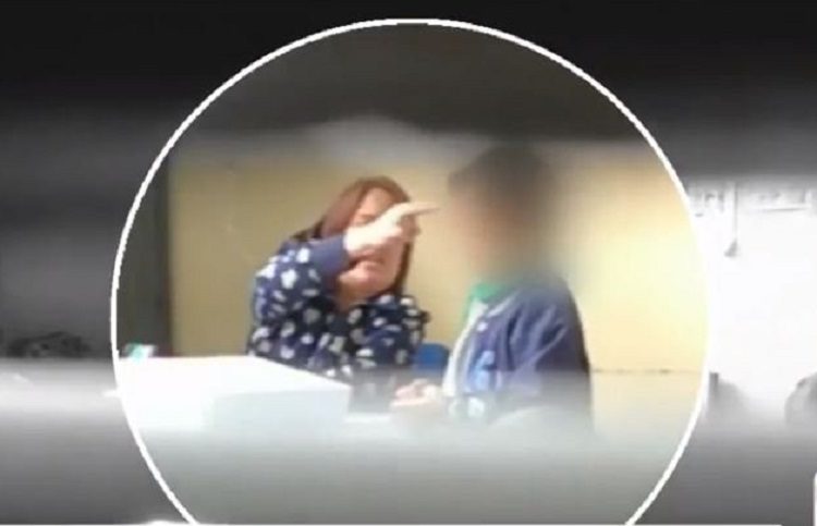 Suspenden a profesora en Bogotá que maltrataba y quitaba onces a sus estudiantes