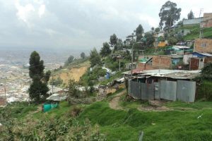 Hay entre 70 y 80 mil nuevos pobres en Bogotá, pero no se debe a alzas en el transporte