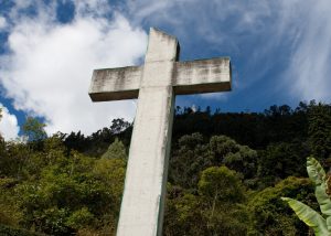Peregrinaciones y procesiones marcan Semana Santa en Bogotá