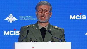 Ministro de Defensa de Irán: “La derrota del EI es la derrota de la política regional de EE.UU.”