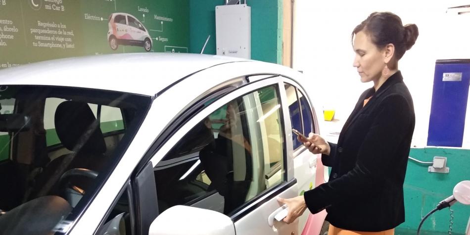 En Bogotá ya funcionan los carros eléctricos compartidos