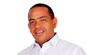 Procuraduría confirmó destitución del alcalde de Riohacha, Fabio David Velásquez, por irregularidades en el PAE