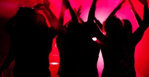 Sellan más de 120 bares y clubes en Bogotá en medio de gigantesco operativo de la Policía