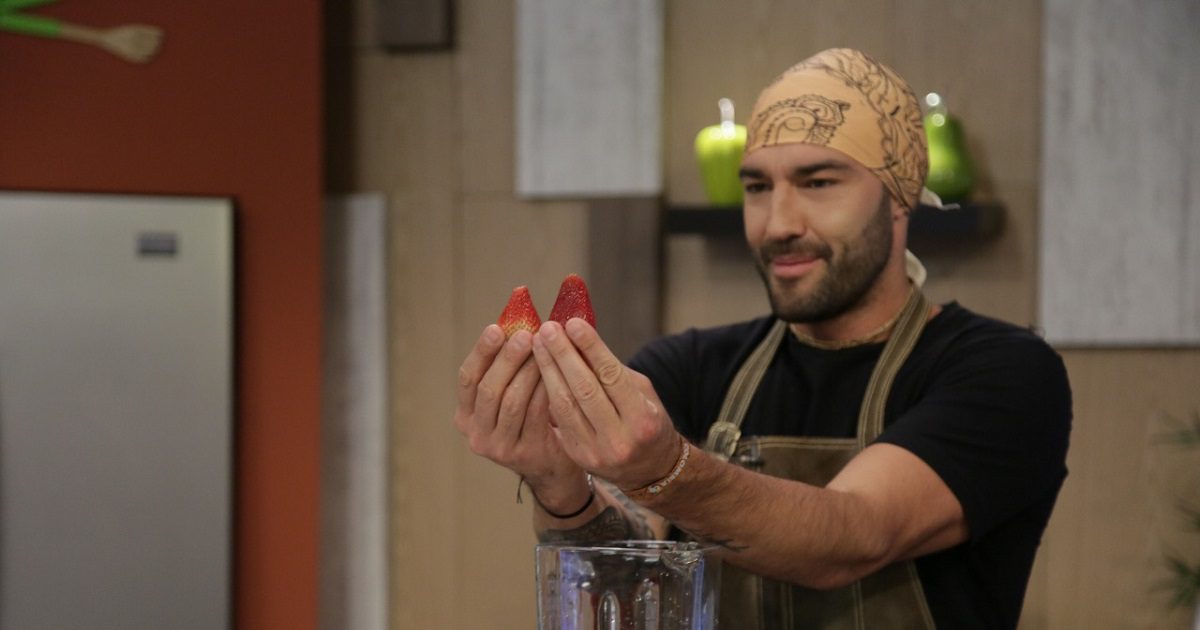 ¡El paraíso de las fresas! Aprende a mezclarlas con uvas para un jugo saludable