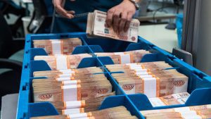 ¿Por qué la economía rusa resistirá las nuevas sanciones de EE.UU.? Moody’s tiene la respuesta