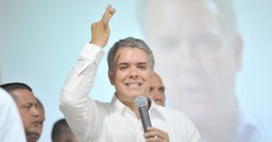 Iván Duque retiró la ponencia a favor de la dosis personal que había redactado para el Senado