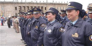 Vigilantes: Personas física y psicológicamente preparadas para cuidar de otros. ¿Quién lo garantiza?