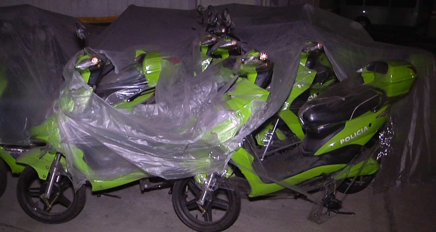 Las bicicletas que compró para la Policía un alcalde local de Antonio Nariño, en Bogotá, incluyeron bicicletas eléctricas que en sus pedales tienen ositos coala, como las de juguete.  ¡Qué Tal Esto!