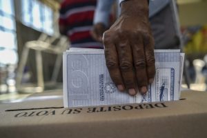 Registrador se comprometió a trabajar para evitar jurados fantasmas en las presidenciales
