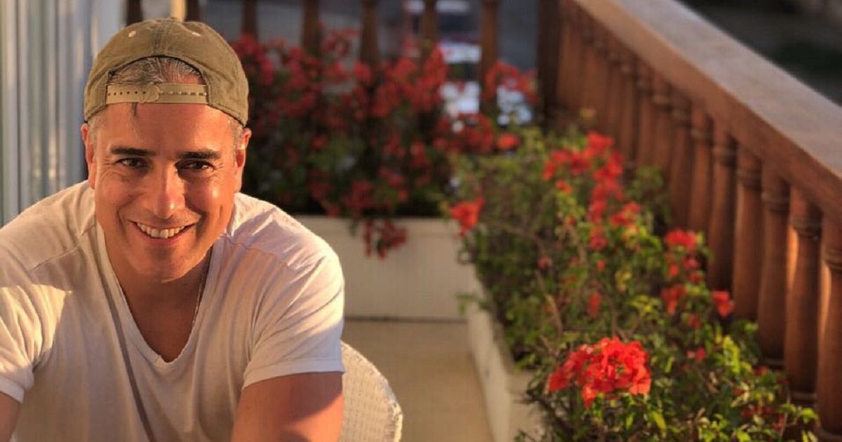 Uno de los galanes de la TV colombiana, director del nuevo video de Pipe Bueno y Kenai