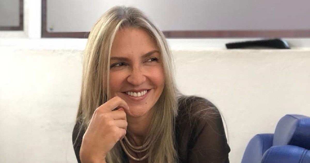 La historia de la imitadora que se dio cuenta tarde que quería ser mamá