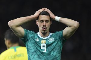 Compañero de James renuncia a la selección alemana tras no ir al Mundial