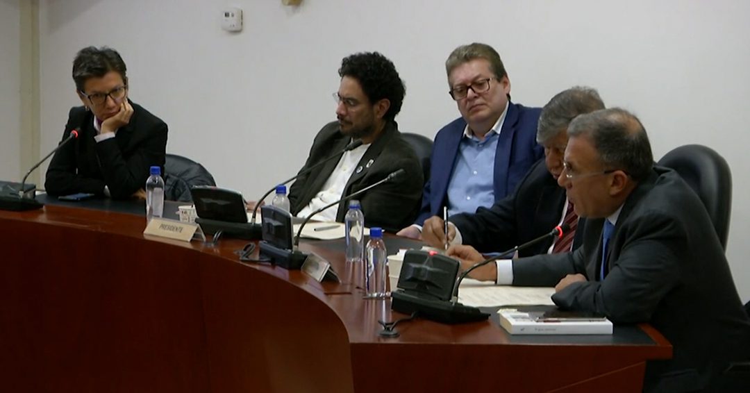 Comisión de paz pedirá la no extradición de Santrich