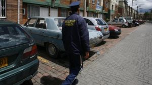 Frente de seguridad 12, vigilantes privados para patrullar el barrio Chicó ante la escases de unidades  policiales que contrarresten el accionar delictivo