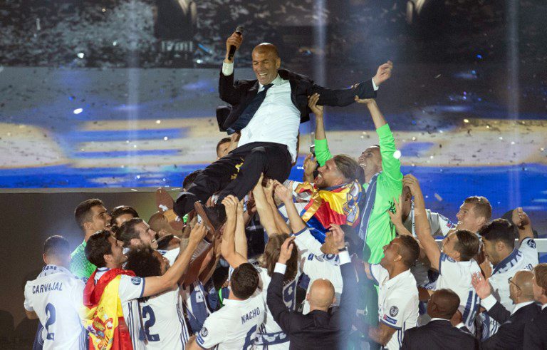 Zidane Vs Kloop, dos DT con suertes distintas en finales