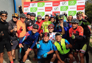 Amantes del ciclismo participan en el encuentro en Bici con Jarlinson Pantano y Carlitos Vargas