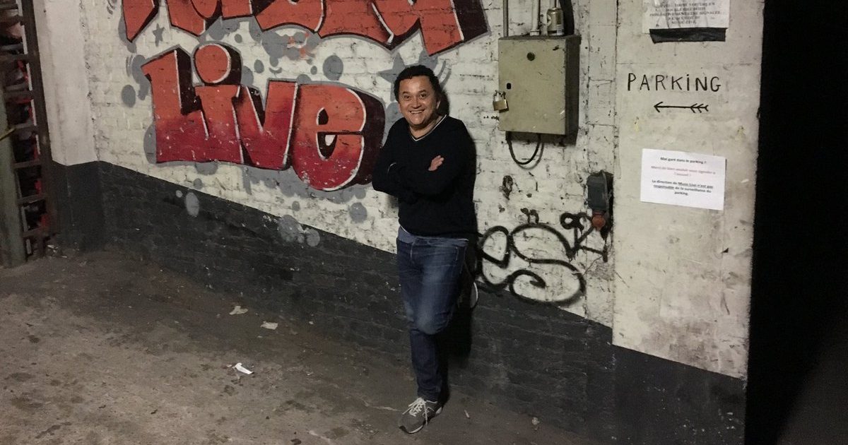 Con un pico esquineado, Yuri Buenaventura, una amistad en amor