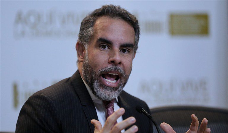 Referendo de cadena perpetua va a ser usado para modificar los acuerdos de paz: Armando Benedetti