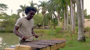 ¿»No es justo» en marimba? Así suena el éxito de J Balvin con Zion y Lennox