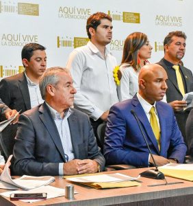 Juan Luis Castro Córdoba radicó proyecto de Ley que buscará proteger a las mujeres de persecuciones políticas