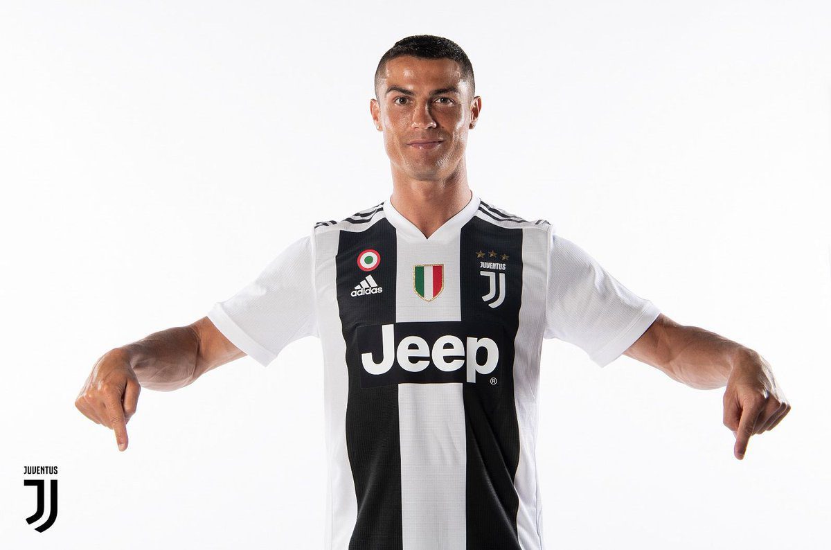 Cristiano Ronaldo presentado como nuevo jugador de la Juventus de Italia.