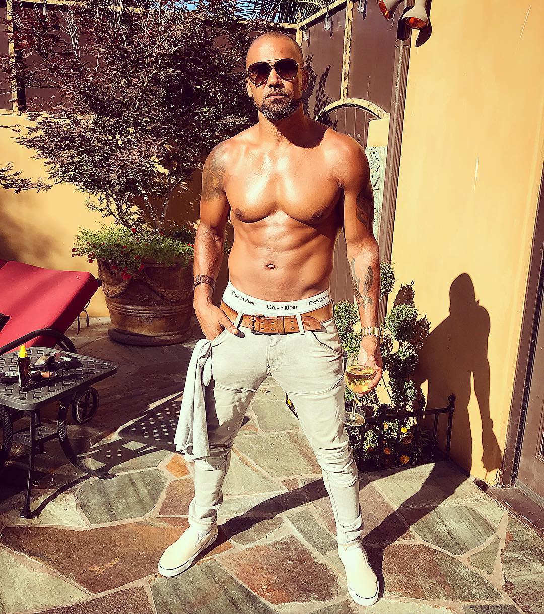 El lado sexy de los protagonistas de SWAT, la serie que estrena Canal 1