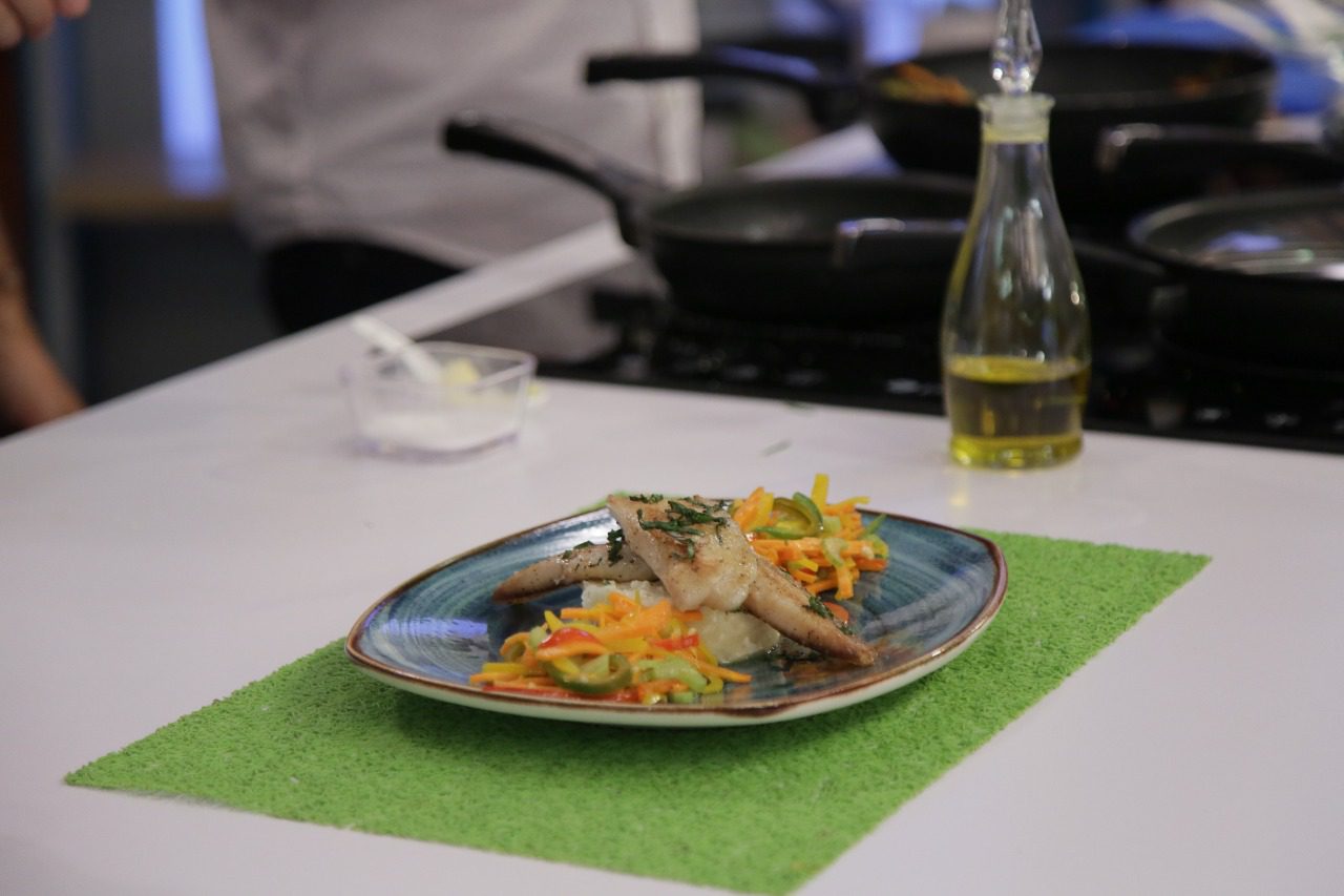 receta de tilapia en cremoso de yuca ingredientes preparacion