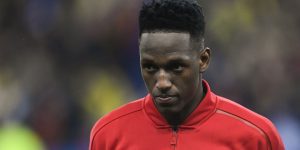 Un ‘peso pesado’ de la Premier League se suma a la puja por Yerry Mina