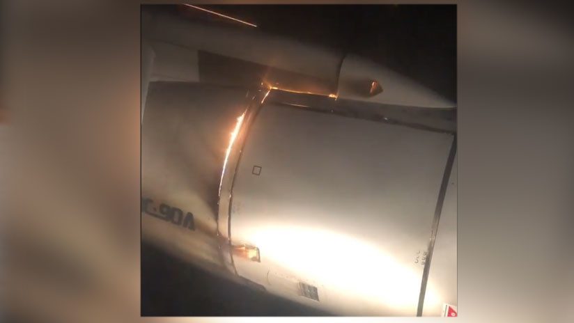 Se incendia en pleno vuelo un motor de un Tu-204 y lo filman los pasajeros