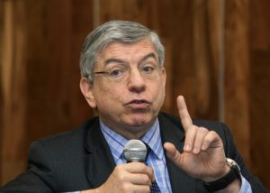Congresistas liberales piden a César Gaviria declararse independientes al Gobierno