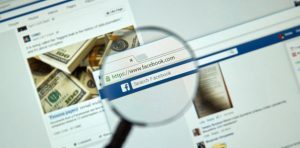 Facebook detecta a usuarios que promueven noticias falsas