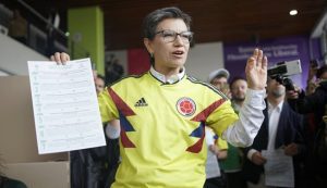 Radicarán en el Congreso las 7 iniciativas de la consulta anticorrupción