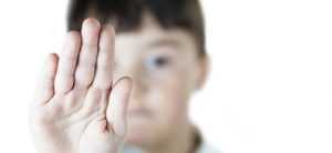 Espantoso caso de profesor que habría abusado de niño de 6 años dentro de un colegio