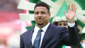 El brasileño Ronaldo Nazario está ingresado en Ibiza por una neumonía