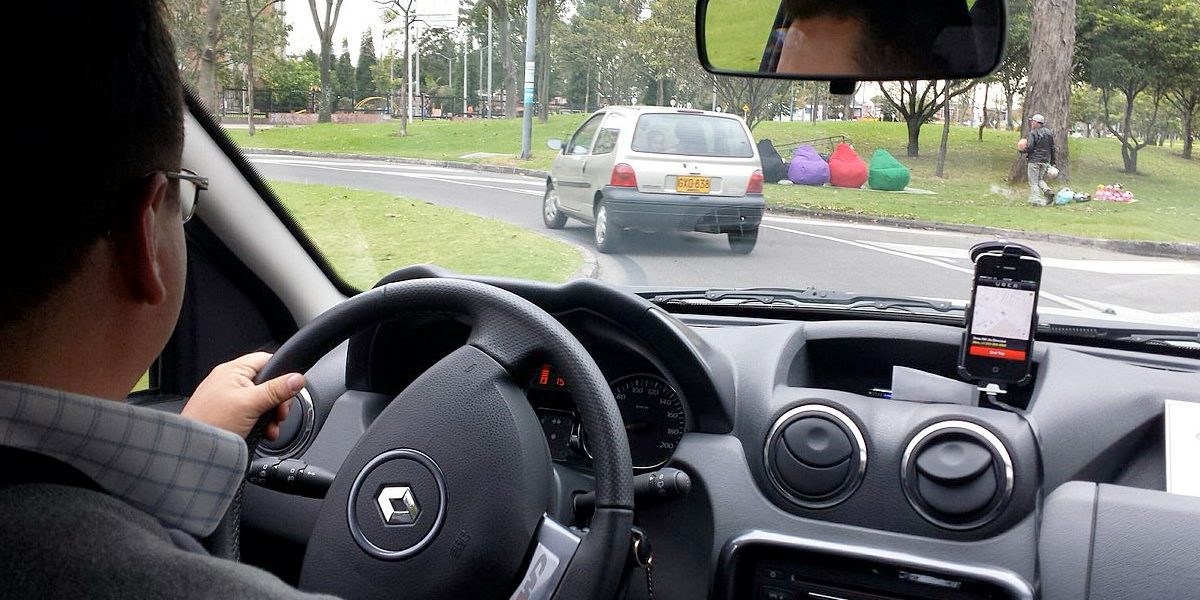 conductor de Uber niega servicio
