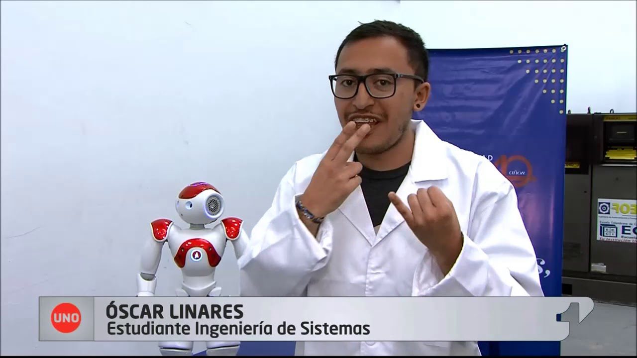 Él es Nao, un robot que ayuda a los estudiantes con discapacidades