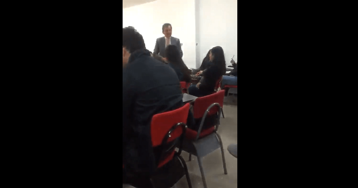 Si usted tiene un hijo homosexual, lo acepta porque no lo puede matar: profesor de la Libre