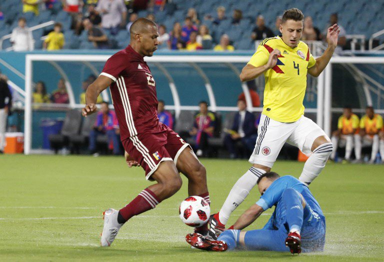 Santiago Arias se perderá el juego ante Argentina por lesión