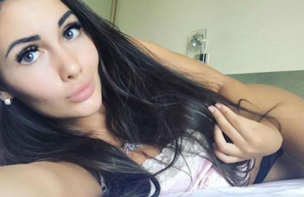 La 'Kim Kardashian' rusa, en la misma foto por sexo con policías