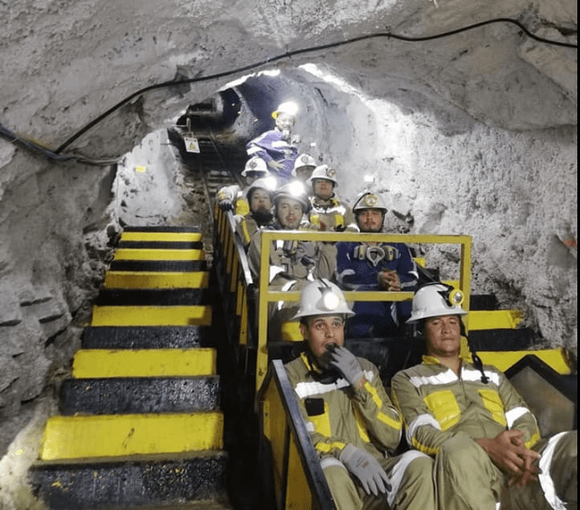 Gran Colombia Gold inaugura elevadora de personal “Apique 3860”