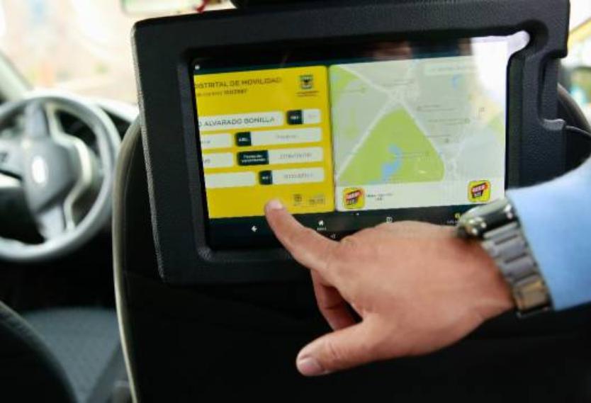 Vuelven a aplazar implementación del taxi inteligente en Bogotá
