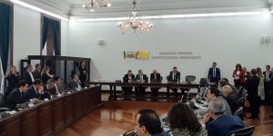 Sin tribunal de aforados, reforma a la justicia pasa primer debate en el Congreso