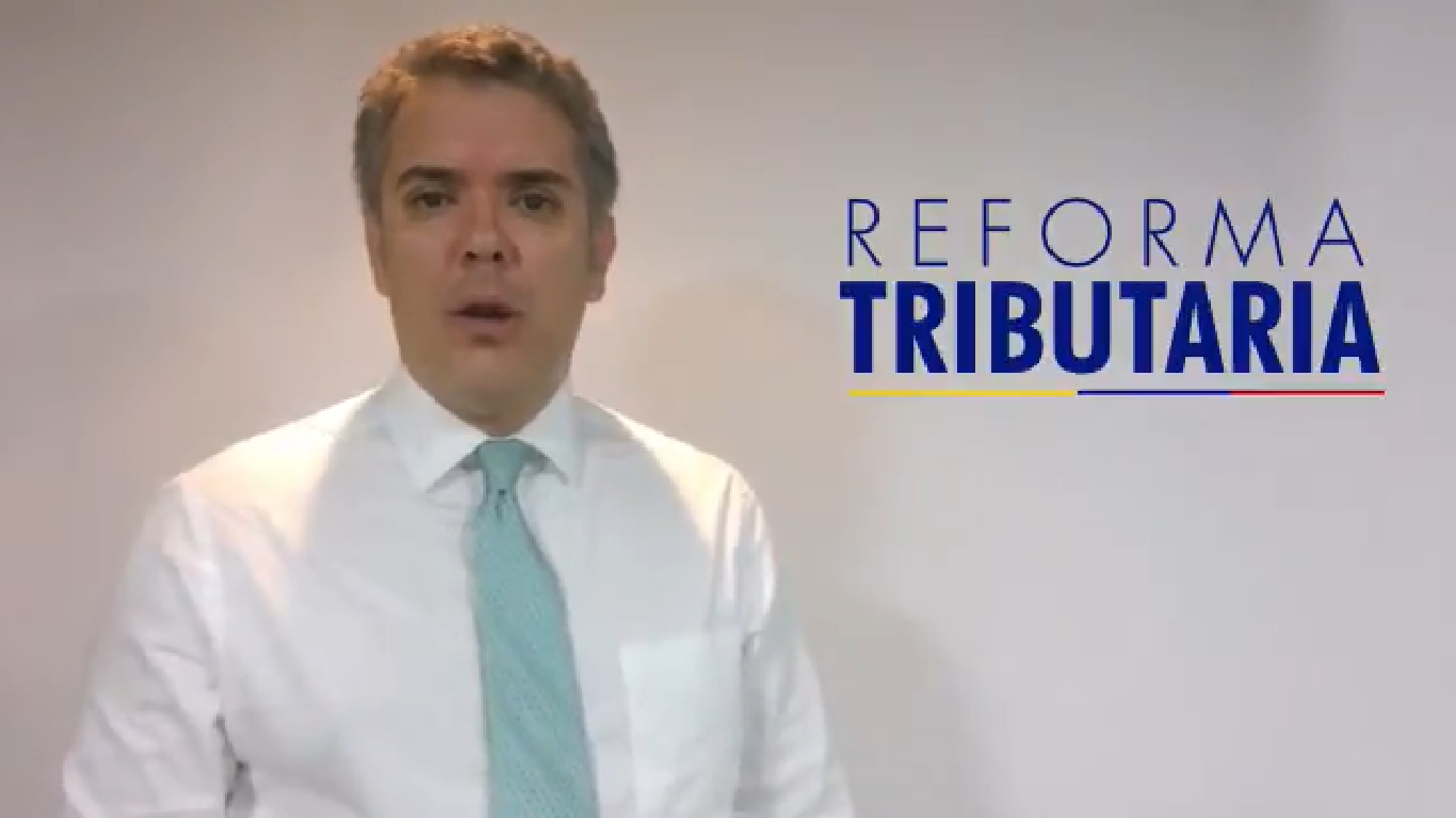 El video en la que se critica la reforma tributaria cuando era senador