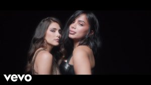 Greeicy Rendón y Anitta están en el video 'Jacuzzi' con excesivo contacto físico