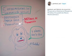 Profesor que usa memes para dar clases a sus alumnos