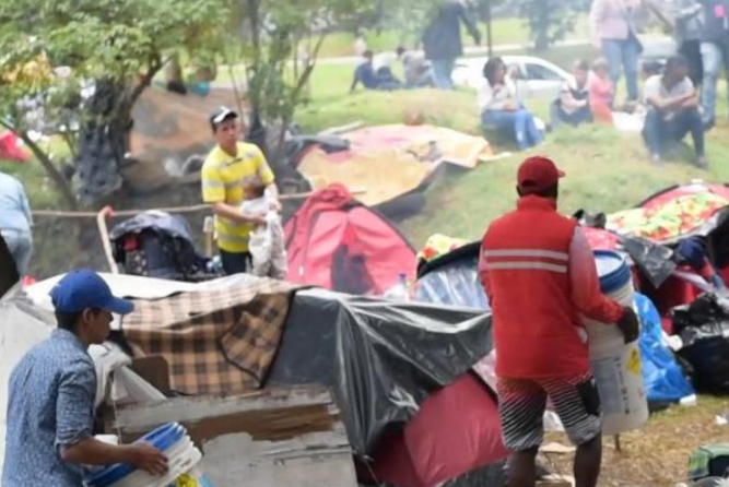 Campamento de venezolanos será trasladado a la carrera 69 con calle 47