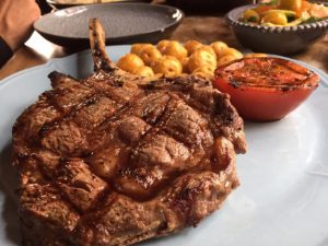 Cena ecléctica y atractiva en la histórica La Candelaria de Bogotá