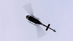 Recién casados mueren en un accidente de helicóptero, en el que partieron tras su boda