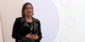 Ángela Garzón participó en debate para optimizar servicios a la ciudadanía